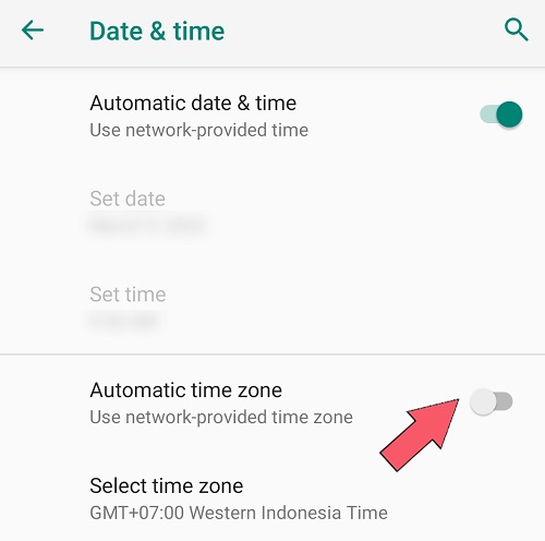 toggle the automatic time zone if you have long trip